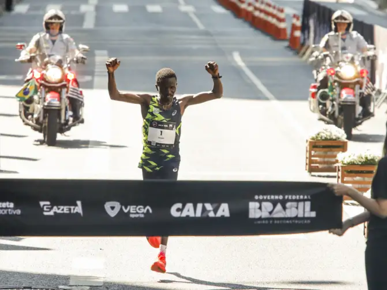 Queniano Wilson Too Vence a 99ª Corrida Internacional de São Silvestre; Brasileiro Fica em Quarto Lugar